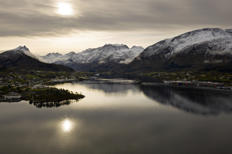 media/image/Sykkylven-fjord_3GTI6srwRdLlyC.jpg